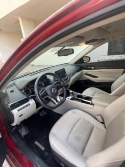 
										Used Nissan Altima full									