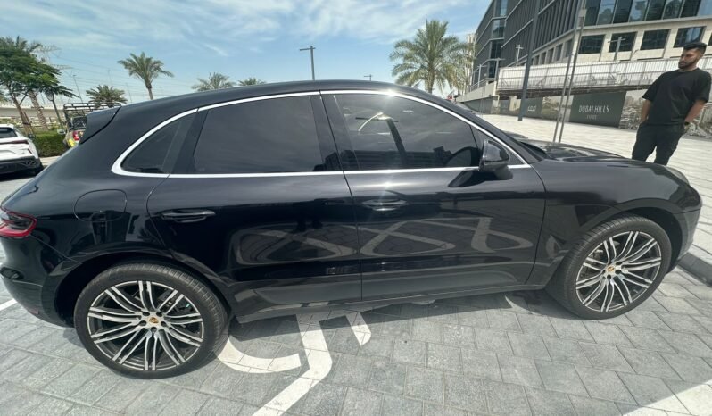 
								Used 2017 Porsche Macan full									