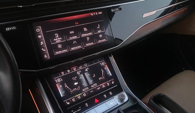 
								Certified Used 2019 Audi Q8 full									