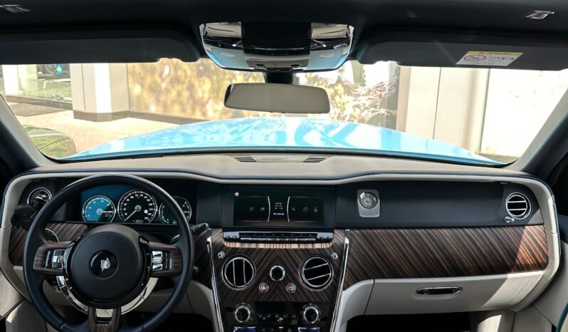 
								Certified Used 2020 Rolls-Royce Cullinan full									