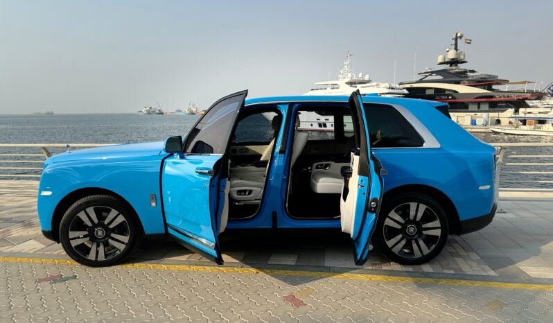 
								Certified Used 2020 Rolls-Royce Cullinan full									