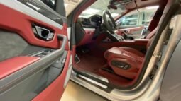 
										Used 2020 Lamborghini Urus full									