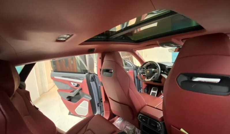 
								Used 2020 Lamborghini Urus full									