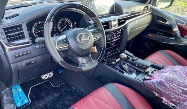 
								Used 2019 Lexus LX full									