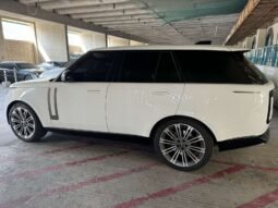 
										Used 2023 Land Rover Range Rover full									