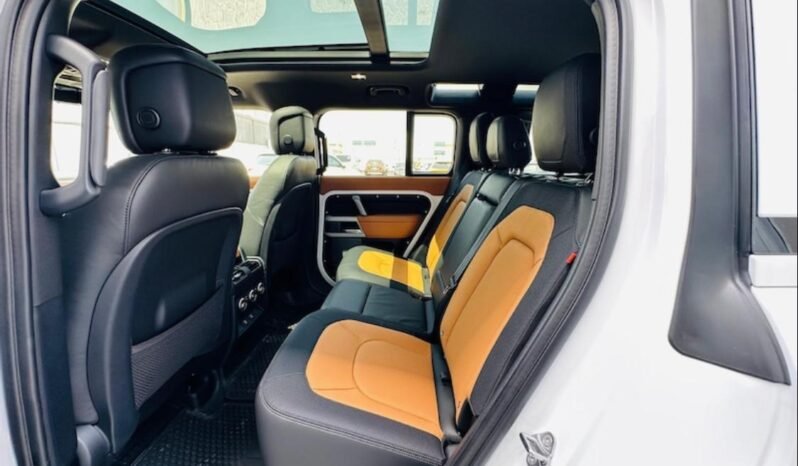 
								New 2024 Land Rover Defender 110 full									