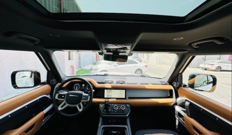 
								New 2024 Land Rover Defender 110 full									