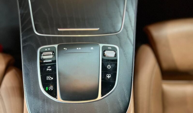 
								Used 2022 mercedes-benz-cars E-Class full									