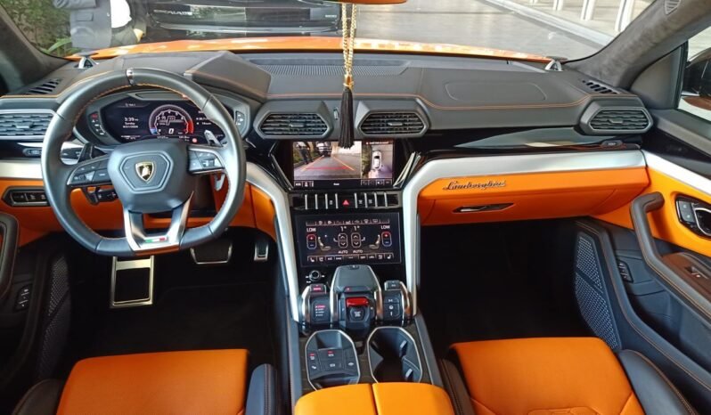 
								Certified Used 2021 Lamborghini Urus full									