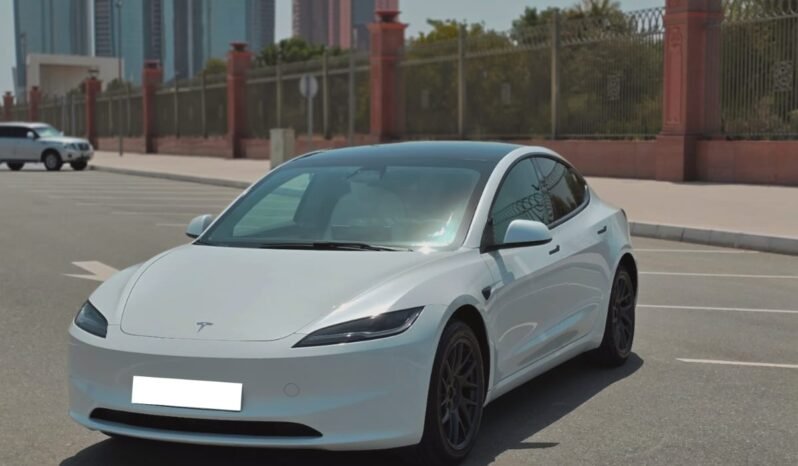
								Used 2024 Tesla Model Y full									