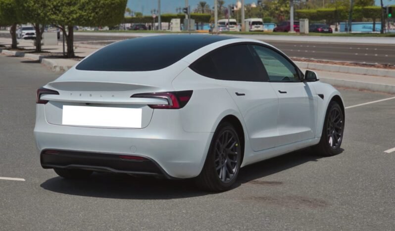 
								Used 2024 Tesla Model Y full									